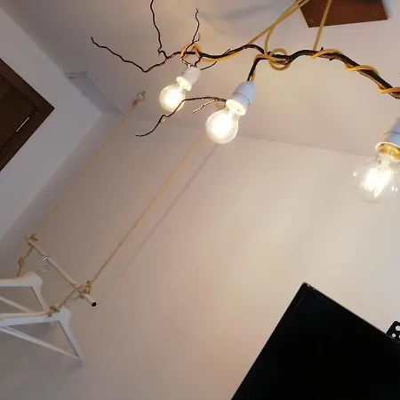 6ato Art Hostel